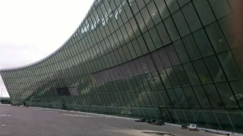 Heydar Aliyev Airport 001