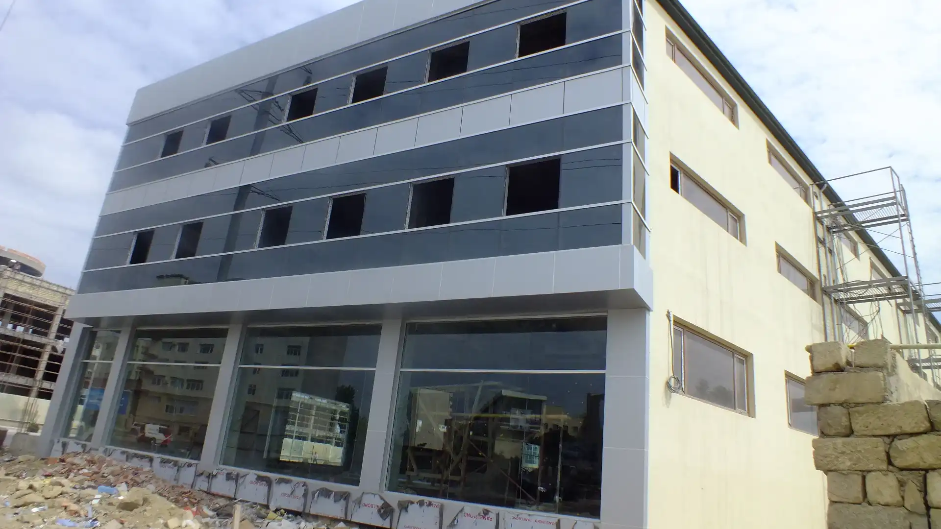 Nerimanov Business Center 004