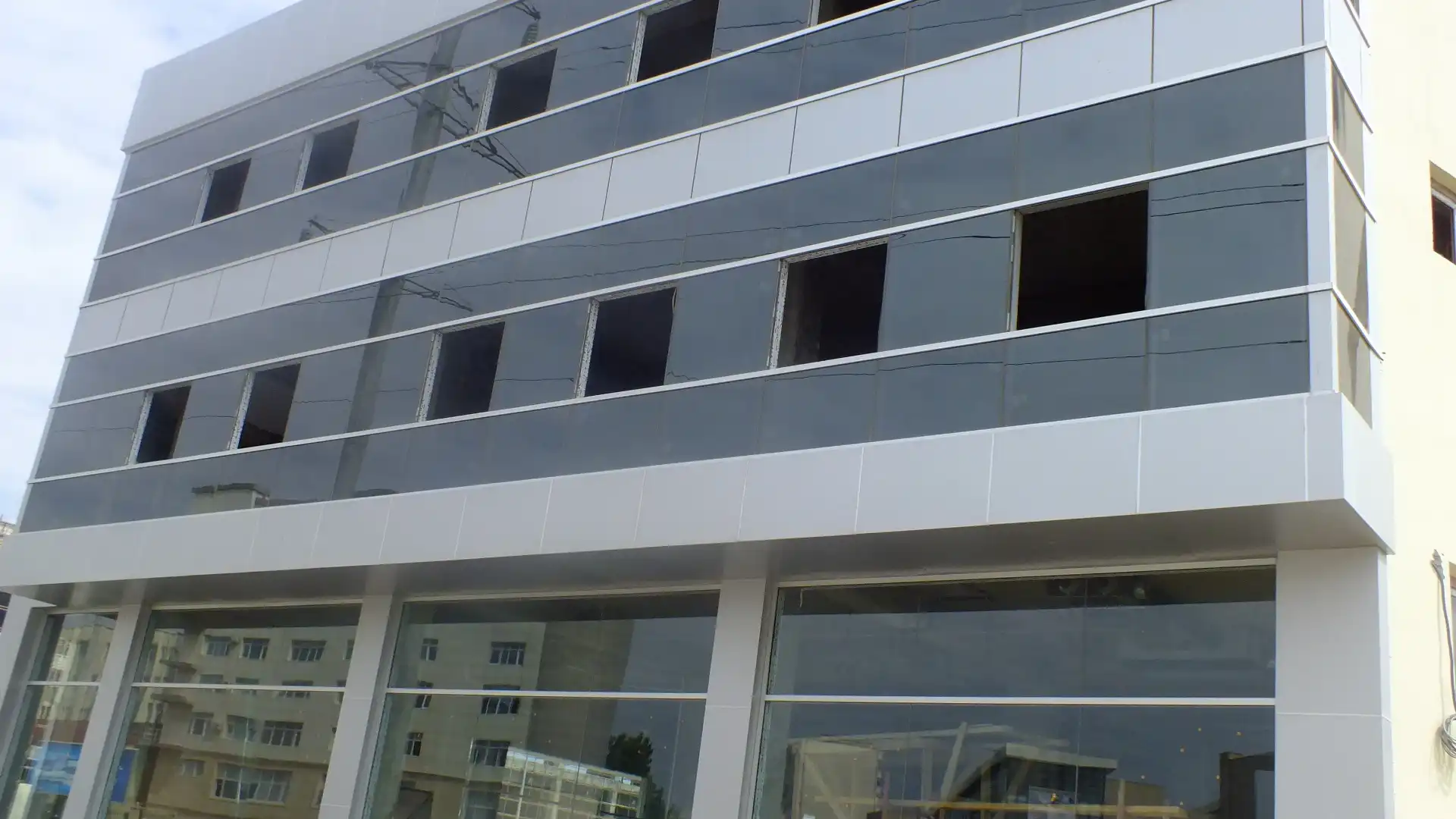 Nerimanov Business Center 005