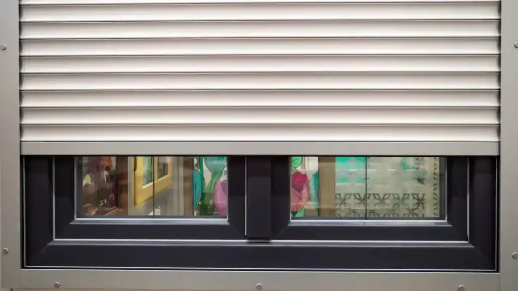 Blinds 004