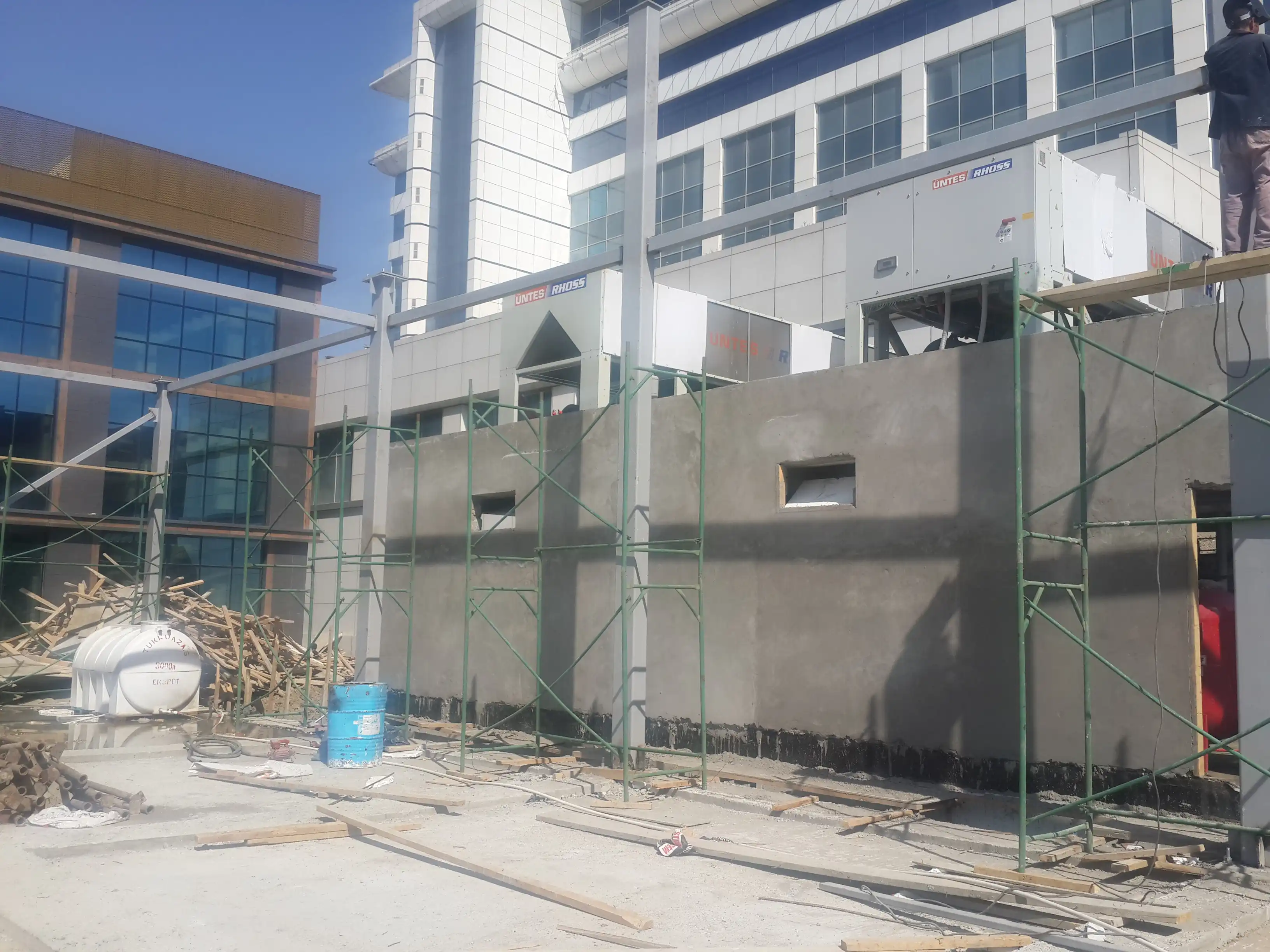 Rich Hotel 036