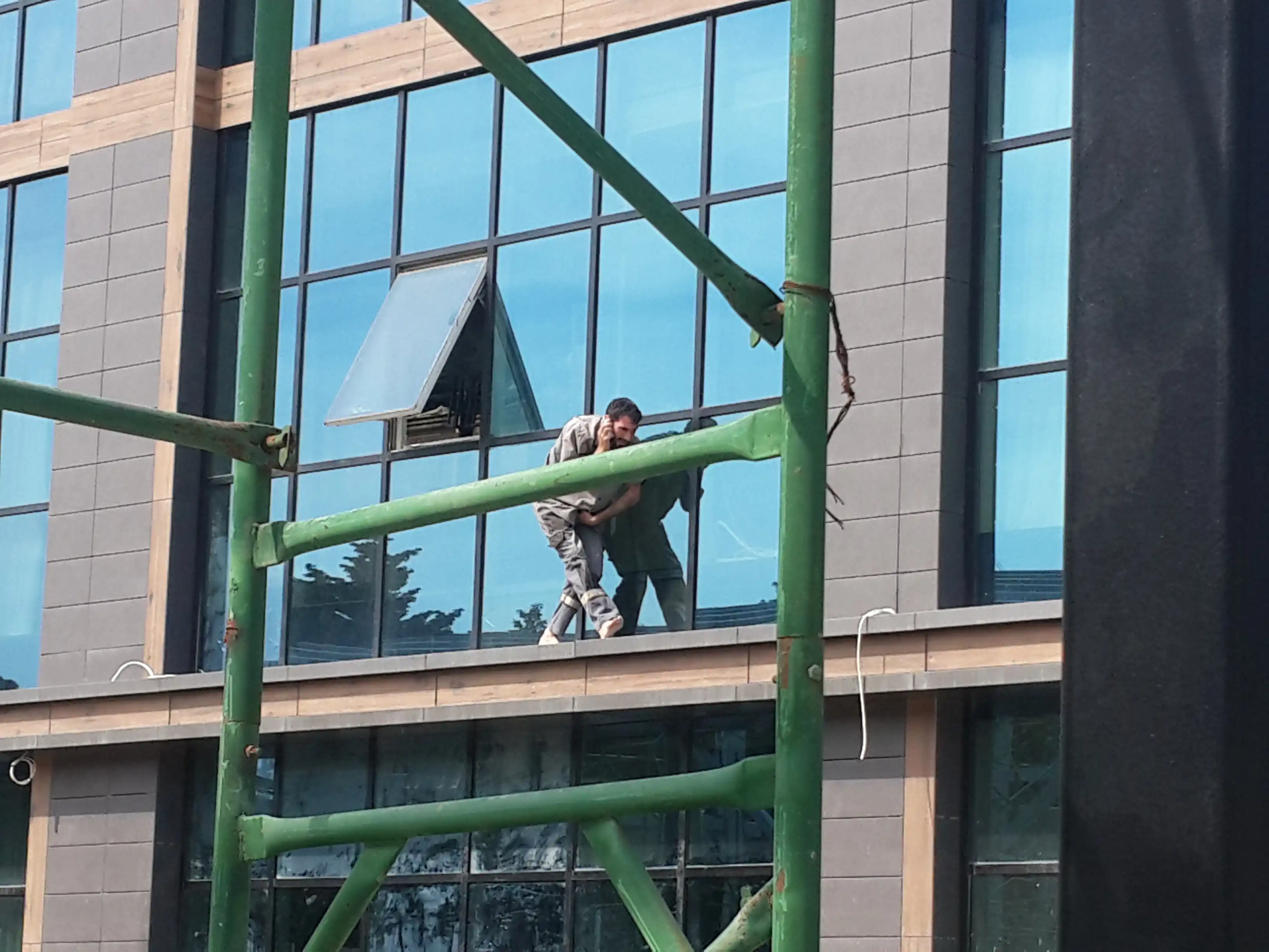 Rich Hotel 043